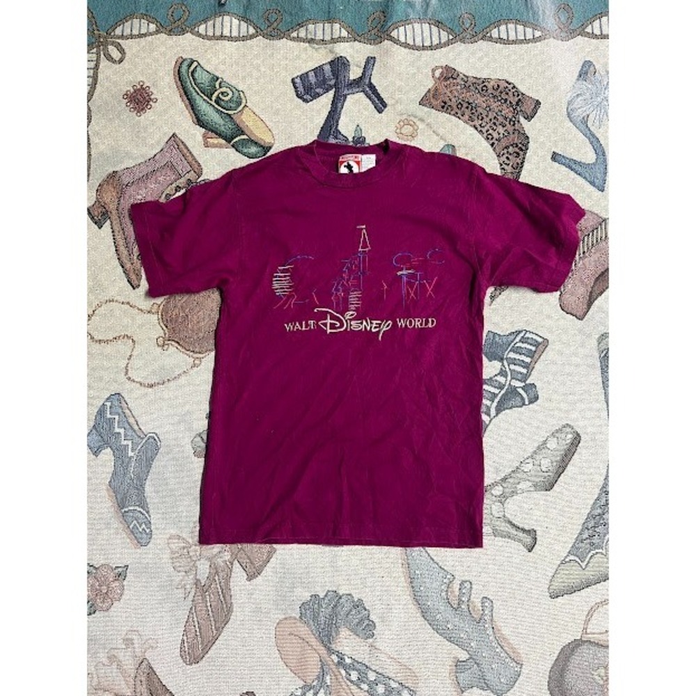 Walt Disney World Vintage Shirt Magenta Size Small